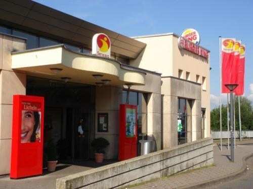 Rasthof Und Motel Fernthal Neustadt  Exterior photo