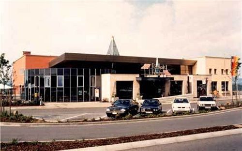 Rasthof Und Motel Fernthal Neustadt  Exterior photo